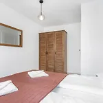Deluxe Turystyczna By Renters Daire *