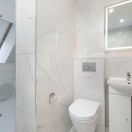 Deluxe Turystyczna By Renters