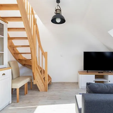 Deluxe Turystyczna By Renters Apartment *