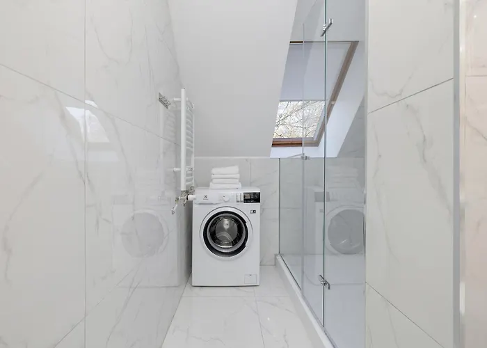 Deluxe Turystyczna By Renters Apartman *